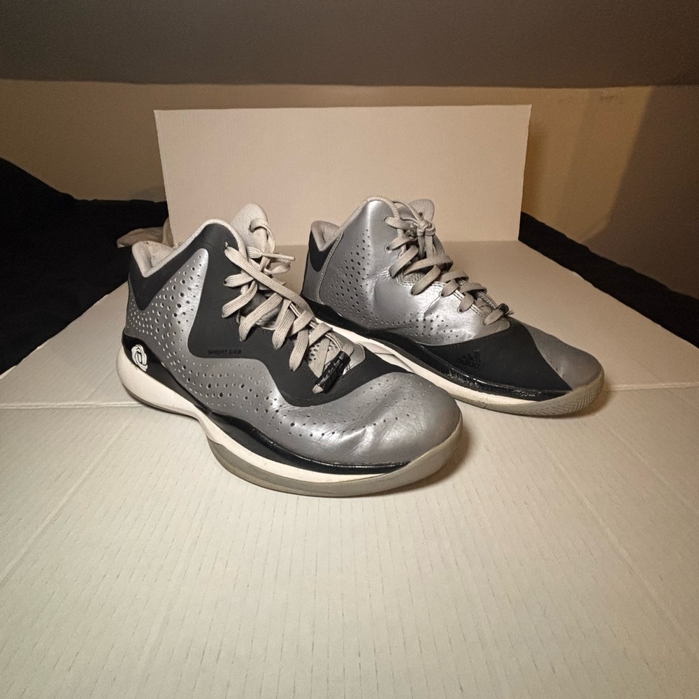 Adidas D Rose 773 Mens Silver Black Basketball Shoes C75724 Men's Size 9.5